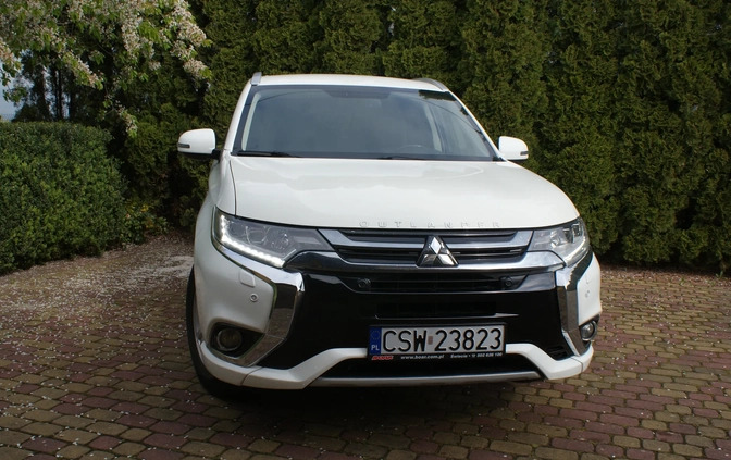 Mitsubishi Outlander cena 66950 przebieg: 255000, rok produkcji 2017 z Wieliczka małe 232